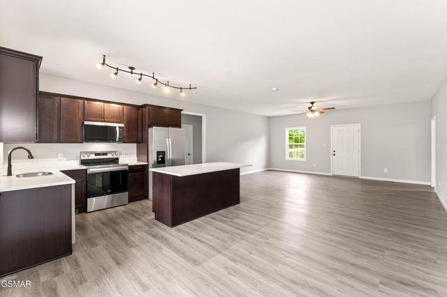 2050 Kings View Loop, Seymour, TN 37865