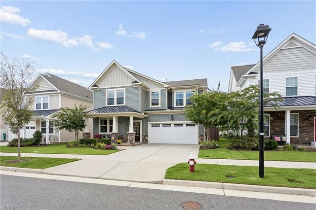 1423 Waltham LN, Newport News, VA 23608