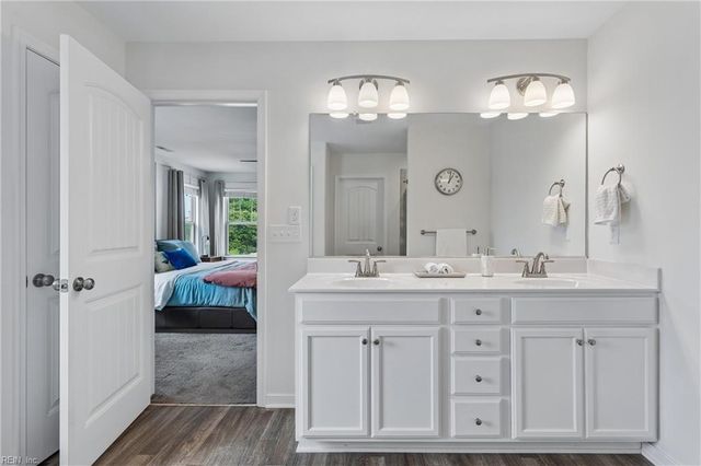 1423 Waltham LN, Newport News, VA 23608