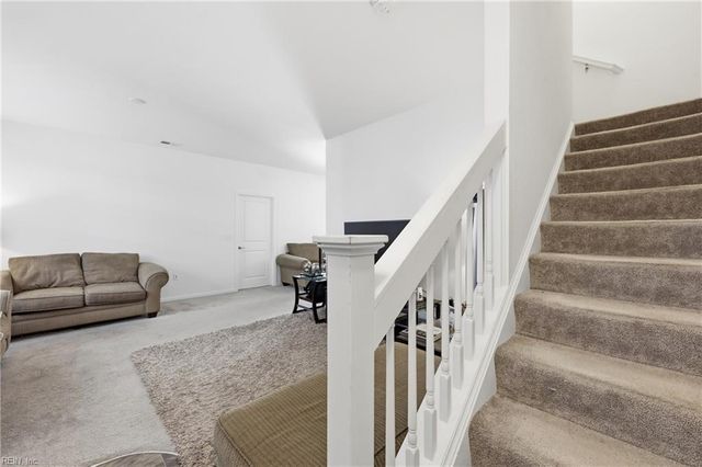 5112 Cora Anne LN, Virginia Beach, VA 23455