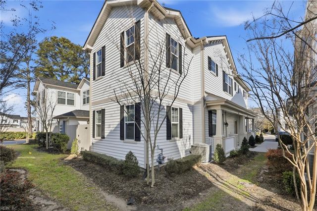 5112 Cora Anne LN, Virginia Beach, VA 23455