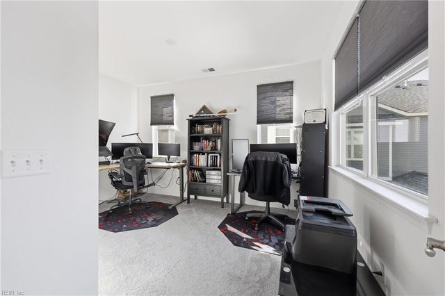 5112 Cora Anne LN, Virginia Beach, VA 23455