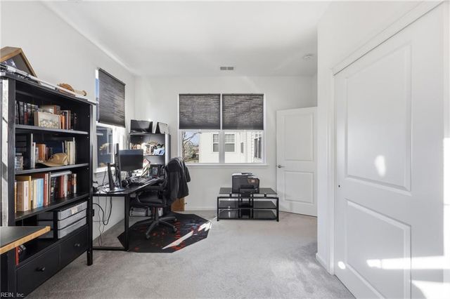 5112 Cora Anne LN, Virginia Beach, VA 23455