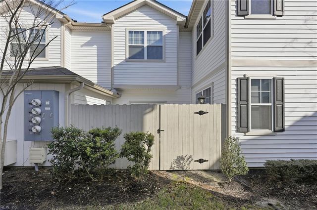 5112 Cora Anne LN, Virginia Beach, VA 23455