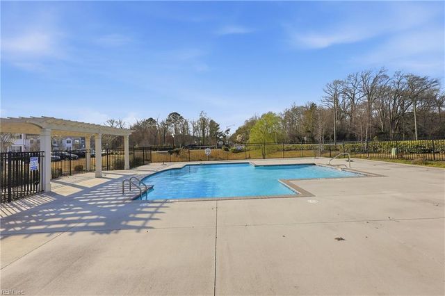 5112 Cora Anne LN, Virginia Beach, VA 23455