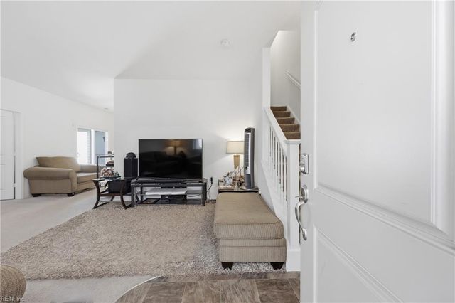 5112 Cora Anne LN, Virginia Beach, VA 23455