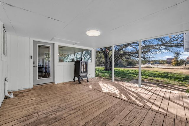 1835 Fort Graham Road, Waco, TX 76705