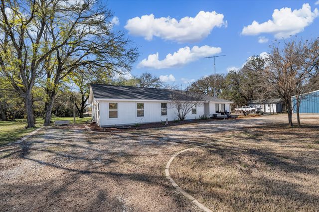 1835 Fort Graham Road, Waco, TX 76705