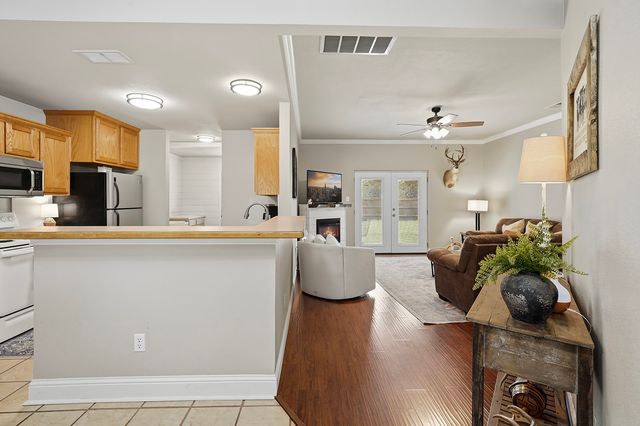 807 Lee Street, Tioga, TX 76271