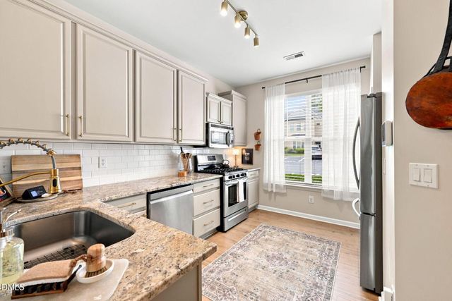 8496 Central Drive, Raleigh, NC 27613