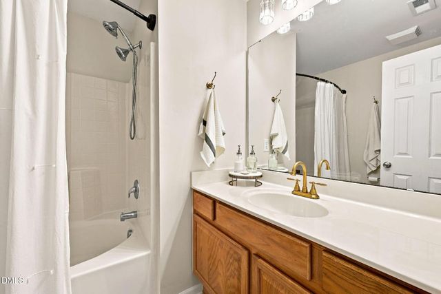 8496 Central Drive, Raleigh, NC 27613