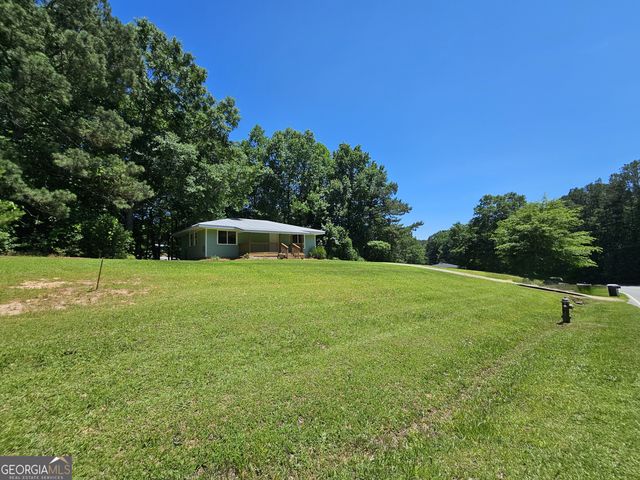 505 Beaver Pond Road, Carrollton, GA 30117