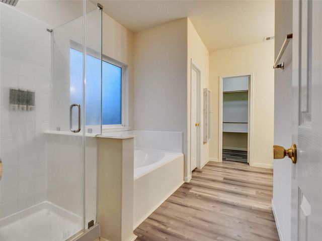 19302 Juniper Vale Circle, Houston, TX 77084