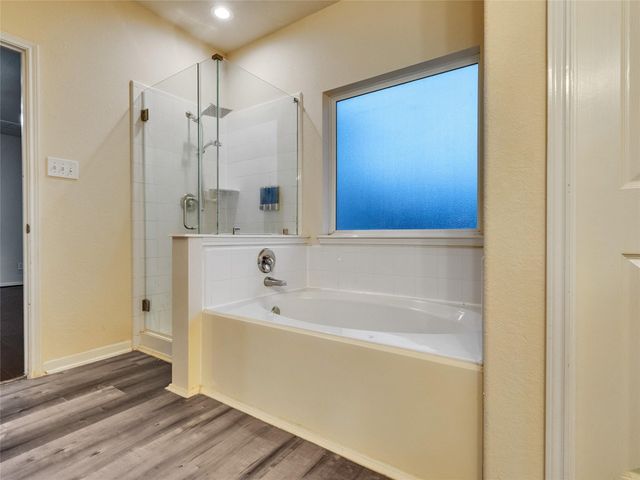 19302 Juniper Vale Circle, Houston, TX 77084