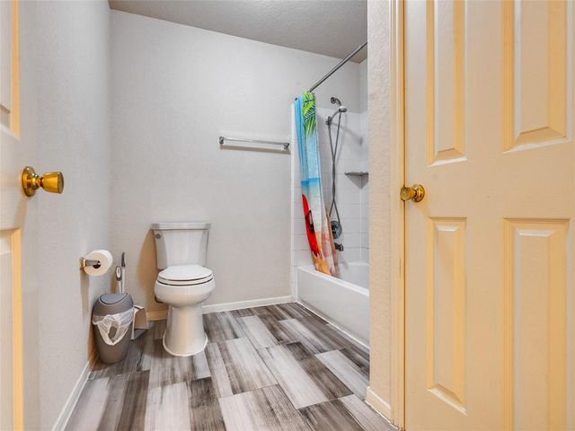 19302 Juniper Vale Circle, Houston, TX 77084