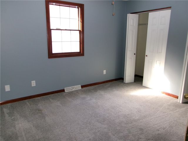 520 Royalty Drive, Uniontown, PA 15401