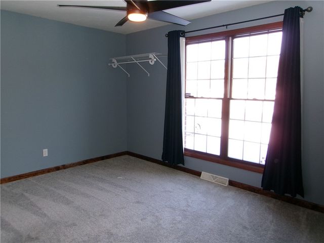 520 Royalty Drive, Uniontown, PA 15401