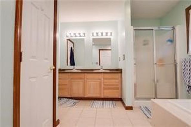 520 Royalty Drive, Uniontown, PA 15401