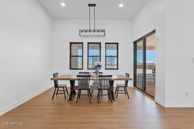 774 W SILVERDALE Road, San Tan Valley, AZ 85143