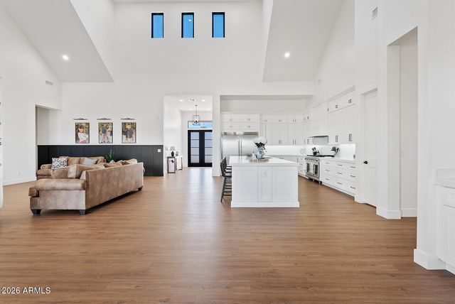 774 W SILVERDALE Road, San Tan Valley, AZ 85143