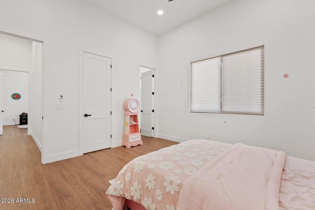 774 W SILVERDALE Road, San Tan Valley, AZ 85143