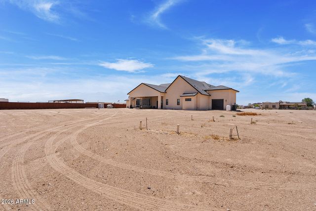 774 W SILVERDALE Road, San Tan Valley, AZ 85143