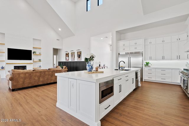 774 W SILVERDALE Road, San Tan Valley, AZ 85143