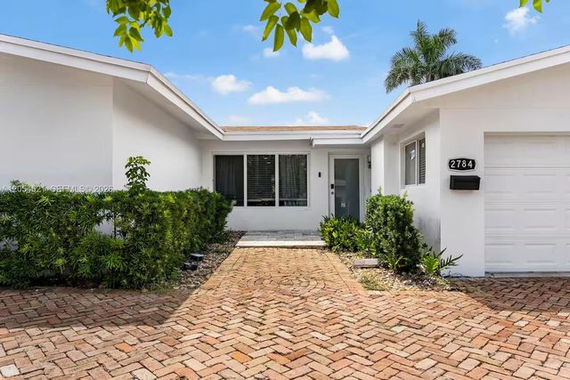 2784 NE 30th St, Lighthouse Point, FL 33064