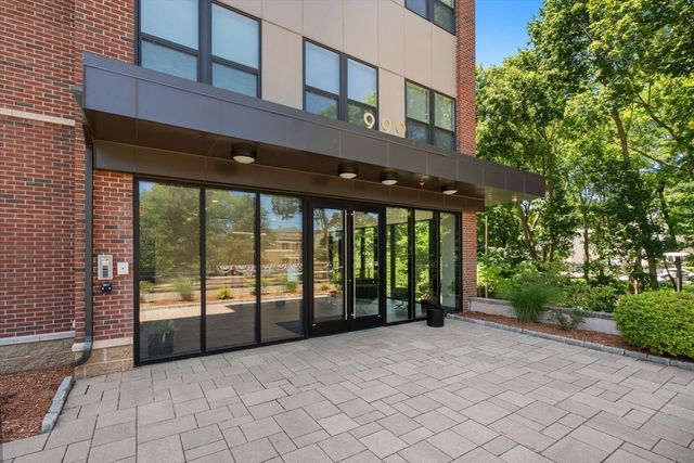 999 Hancock 507, Quincy, MA 02169