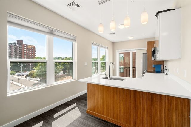 999 Hancock 507, Quincy, MA 02169