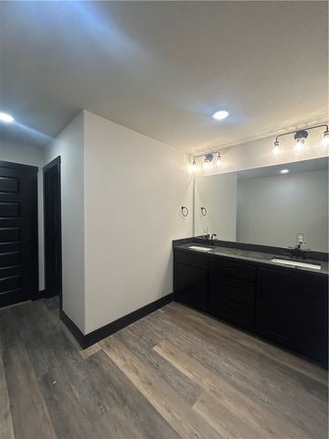 3313 SW Lucretia Road, Bentonville, AR 72713