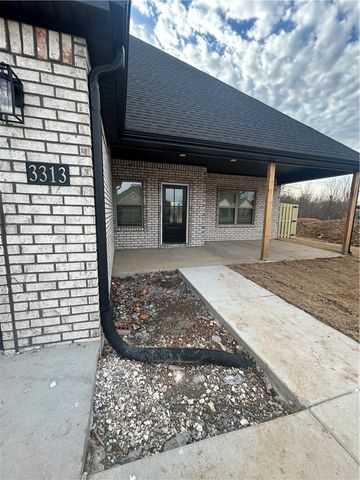 3313 SW Lucretia Road, Bentonville, AR 72713