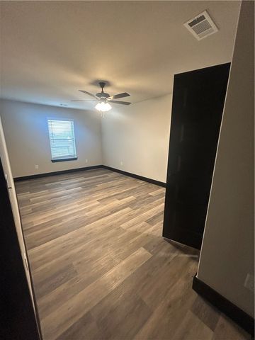 3313 SW Lucretia Road, Bentonville, AR 72713