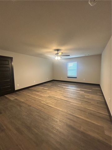 3313 SW Lucretia Road, Bentonville, AR 72713