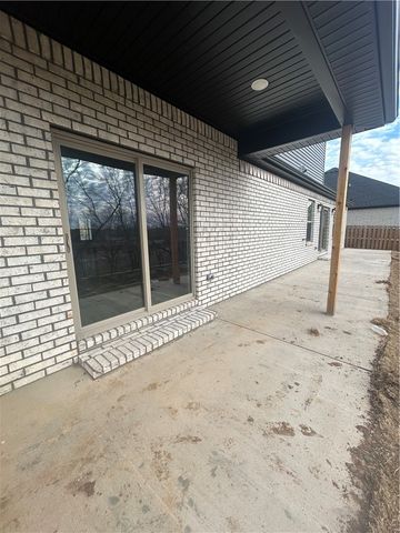 3313 SW Lucretia Road, Bentonville, AR 72713
