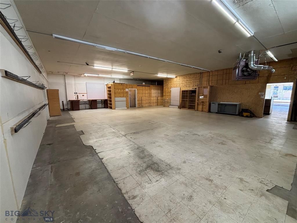 200 E Commercial, Anaconda, MT 59711 photo 15