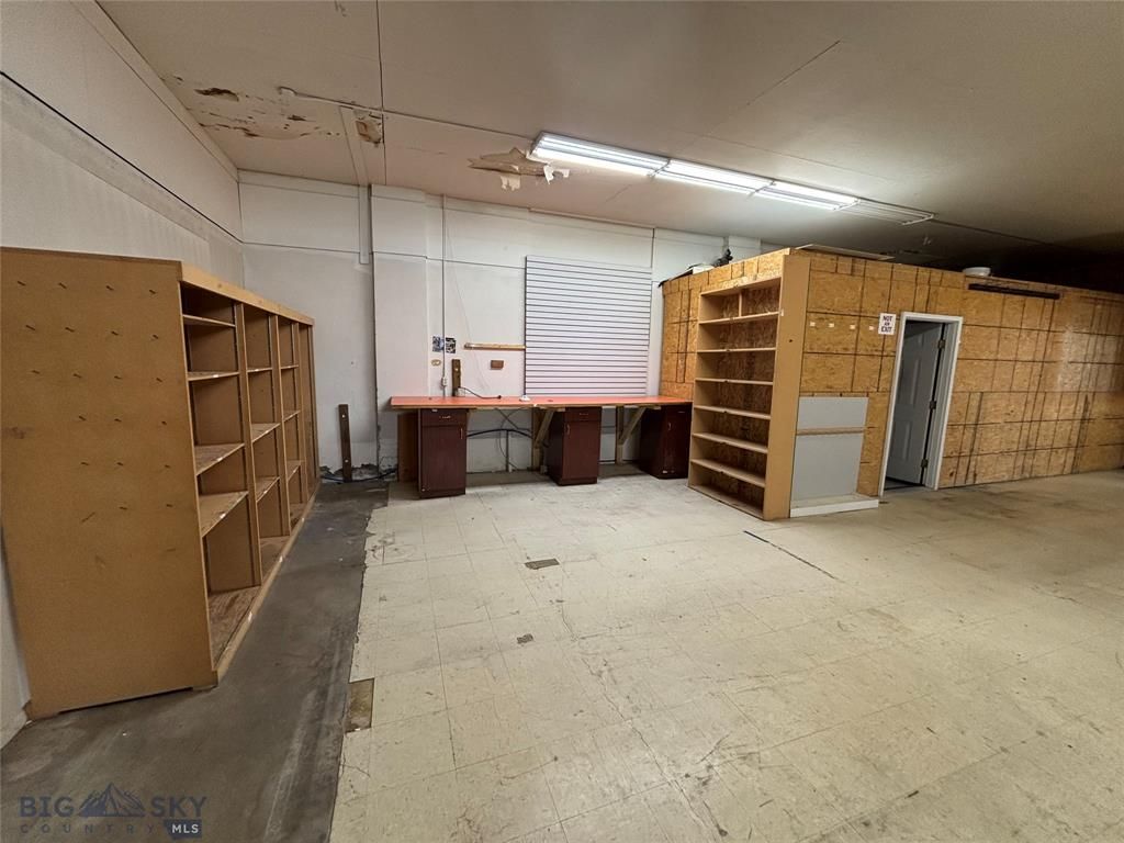 200 E Commercial, Anaconda, MT 59711 photo 21