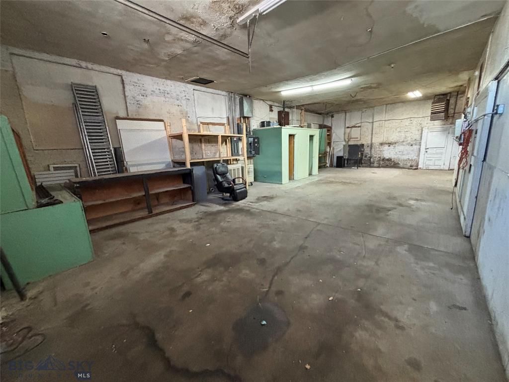 200 E Commercial, Anaconda, MT 59711 photo 27