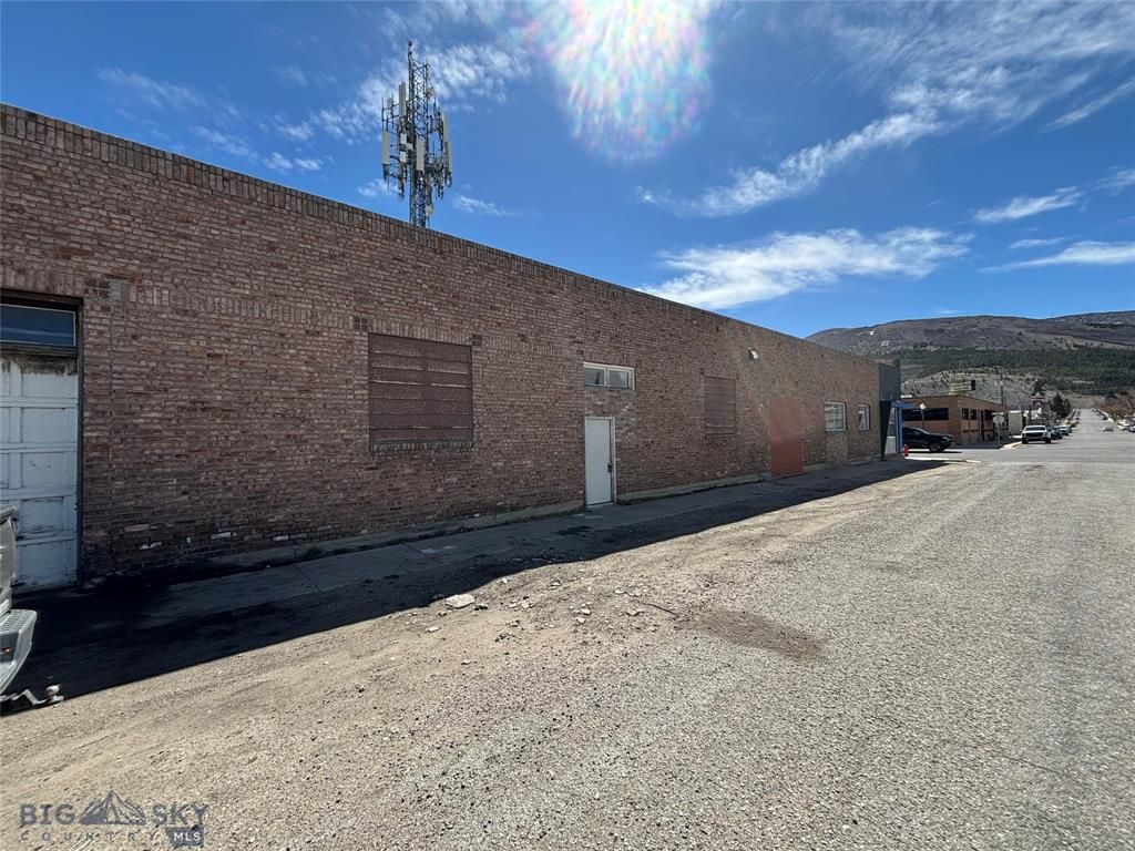 200 E Commercial, Anaconda, MT 59711 photo 29