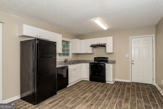 677 Selden Court, Jonesboro, GA 30238