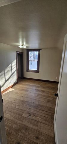 818 N VAN BUREN STREET, Green Bay, WI 54302