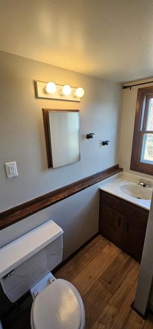 818 N VAN BUREN STREET, Green Bay, WI 54302