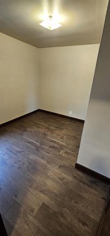 818 N VAN BUREN STREET, Green Bay, WI 54302