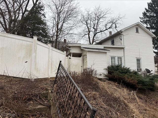 188 W Clinton Street, Millersburg, OH 44654