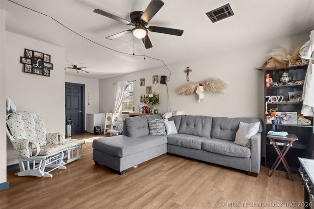 44 10th Street, Wilson, OK 73463