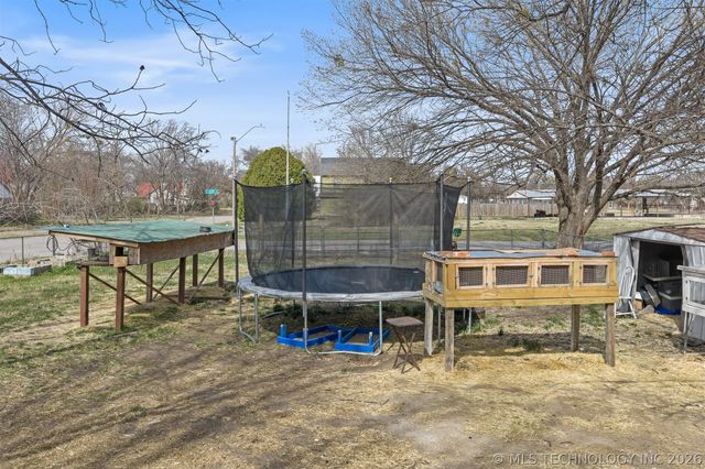 44 10th Street, Wilson, OK 73463
