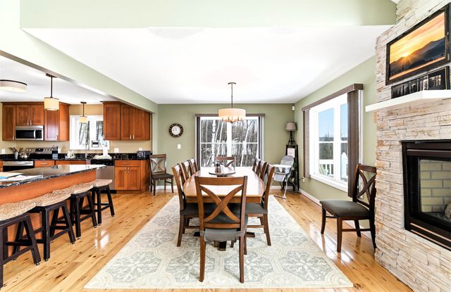 87 Glade Circle, Campton, NH 03223