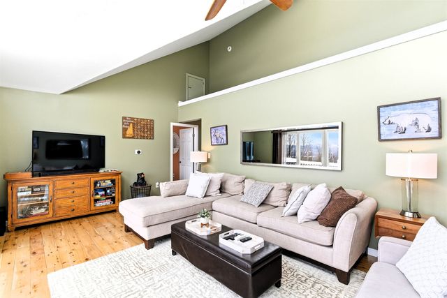 87 Glade Circle, Campton, NH 03223