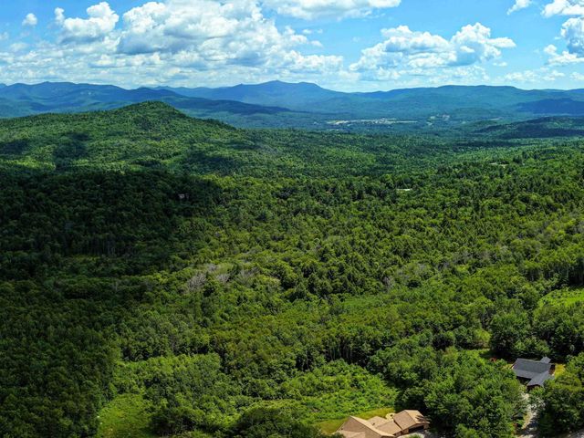87 Glade Circle, Campton, NH 03223