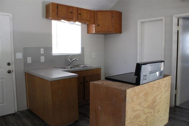 400 Carson Roberson Road, Livingston, TX 77351